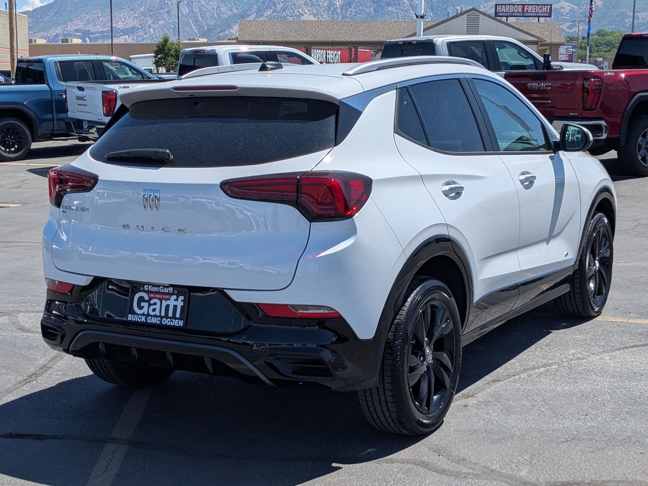 2026 Buick Encore GX Sport Touring photo 3