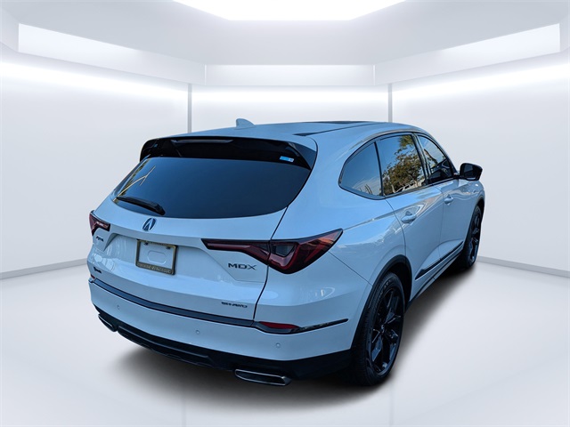 2022 Acura MDX A-Spec photo 3