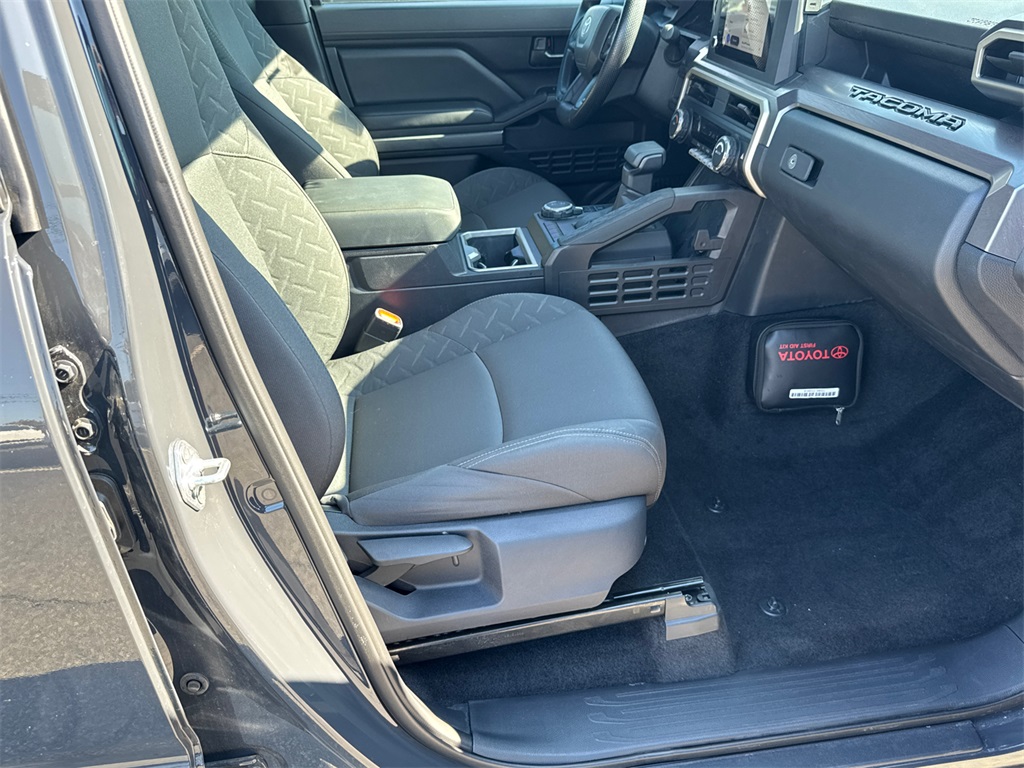 2024 Toyota Tacoma SR5 photo 11