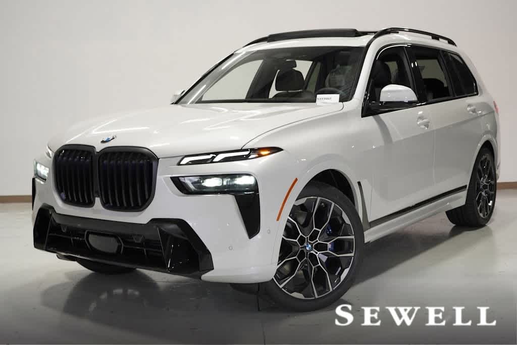 2025 BMW X7 40i