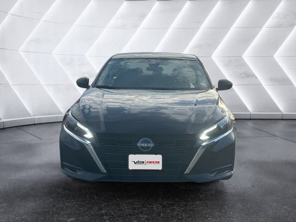 2025 Nissan Altima 2.5 S photo 2