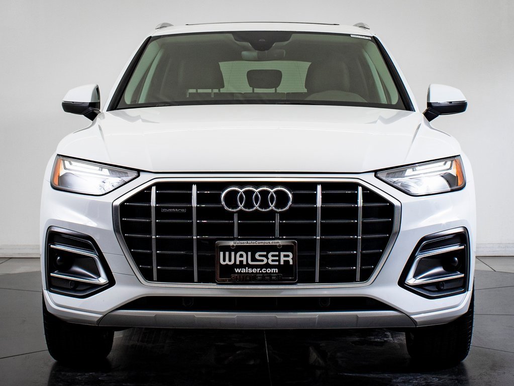 2023 Audi Q5 40 Premium photo 2