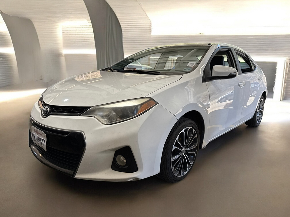 2016 Toyota Corolla L photo 2