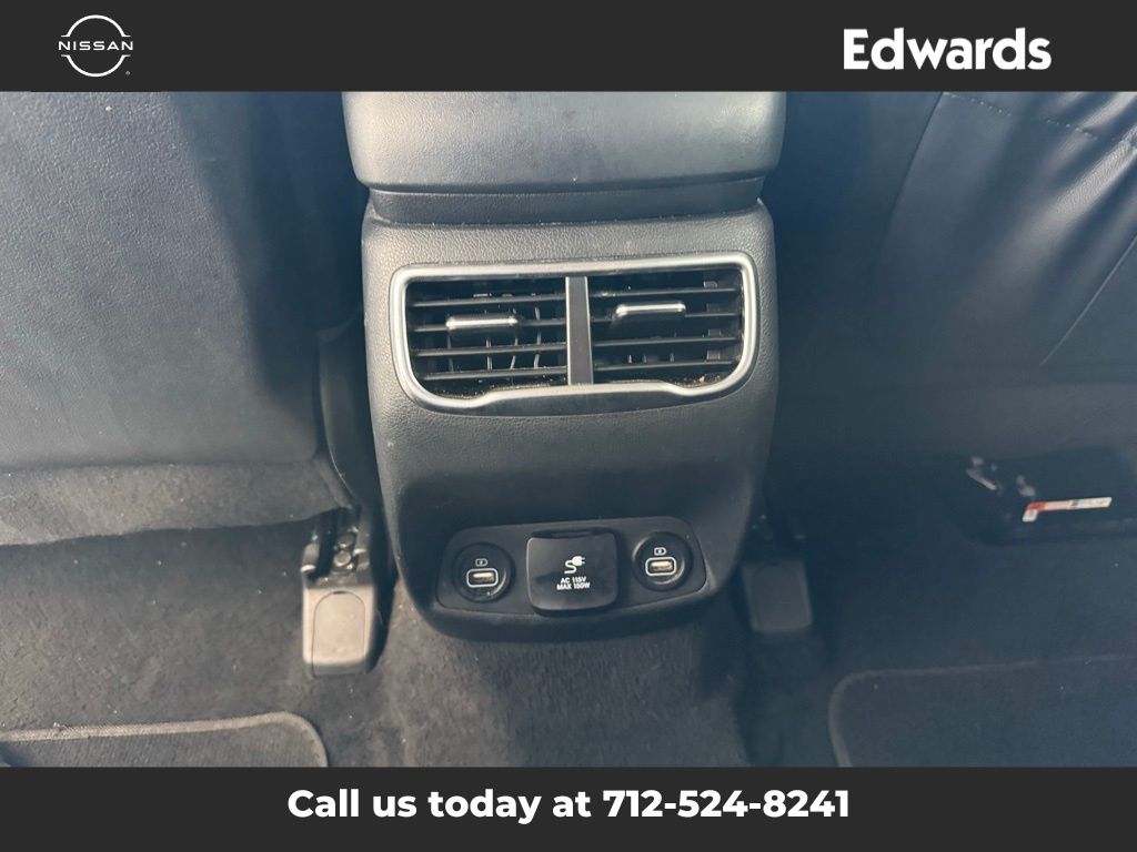 2023 Hyundai Santa Fe Limited photo 18