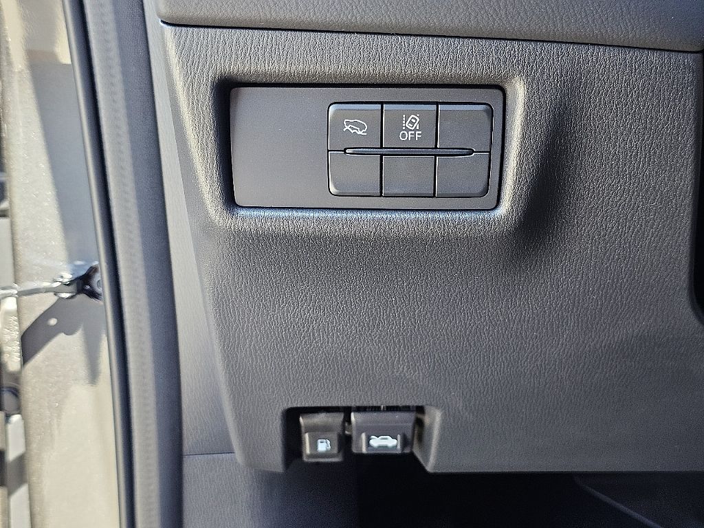 2025 Mazda CX-5 2.5 Select photo 22