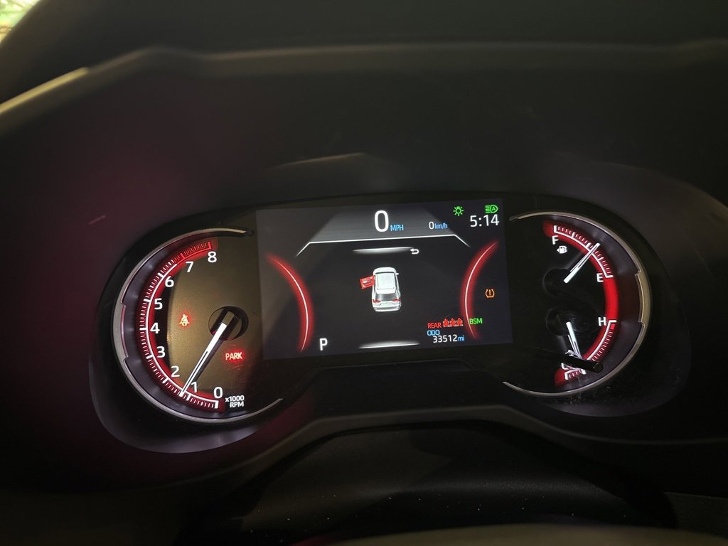 2024 Toyota RAV4 XLE photo 2