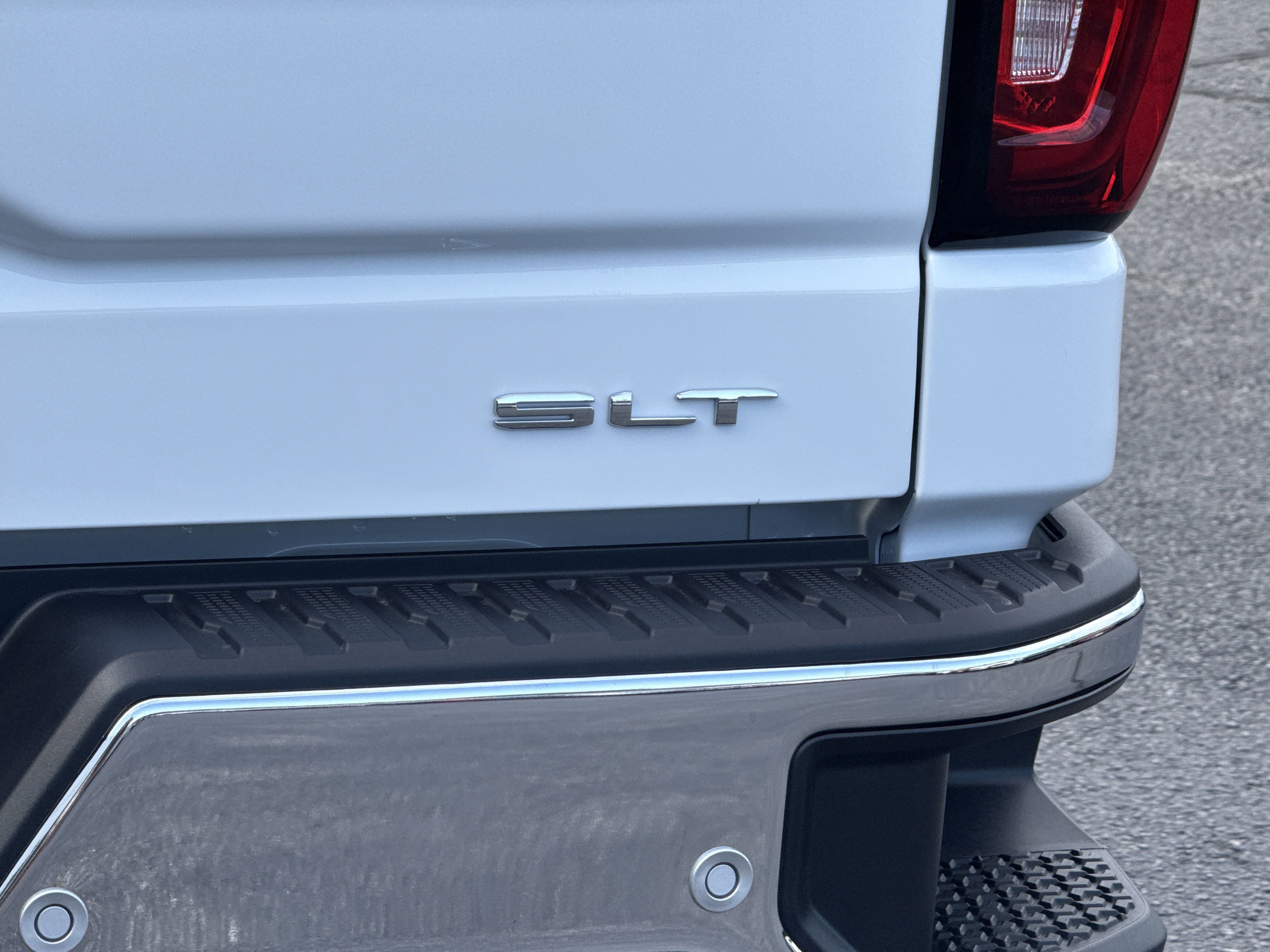 2025 Gmc Sierra SLT photo 8
