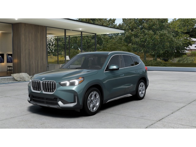 2026 BMW X1 28i's photo