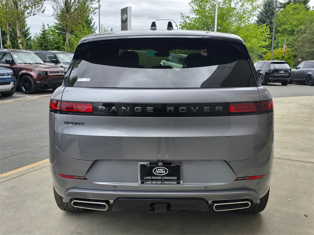 2025 Land Rover Range Rover Sport SE photo 6