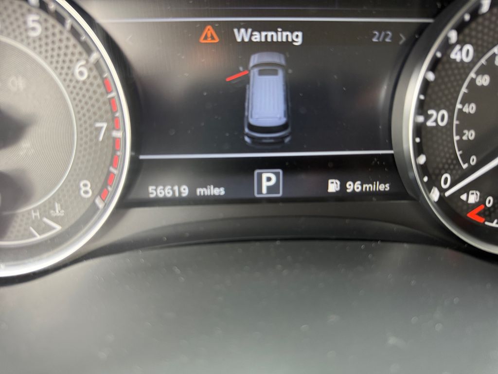 2023 Nissan Armada SL photo 9