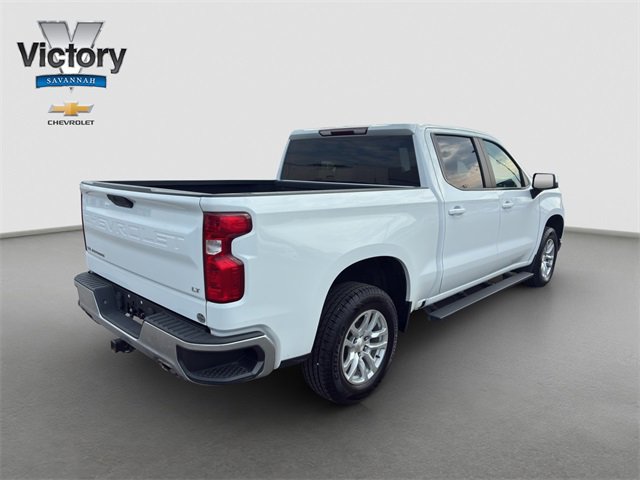 2021 Chevrolet Silverado LT photo 5