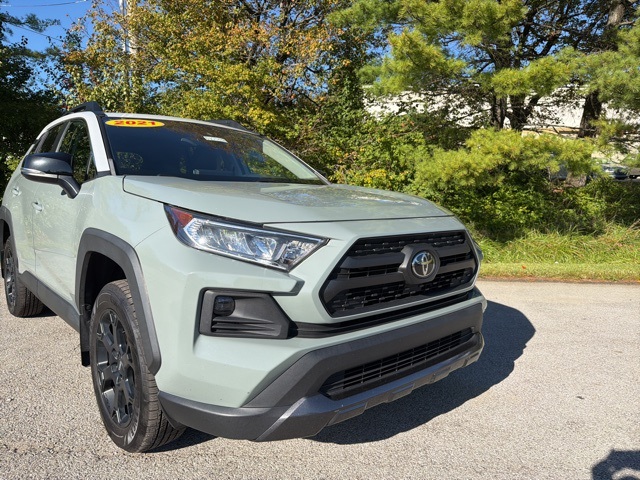 2021 Toyota RAV4 TRD photo 3