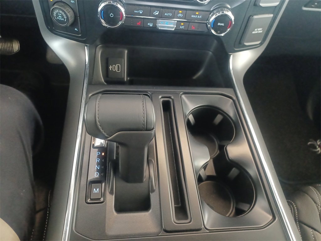 2025 Ford F-150 XLT photo 28