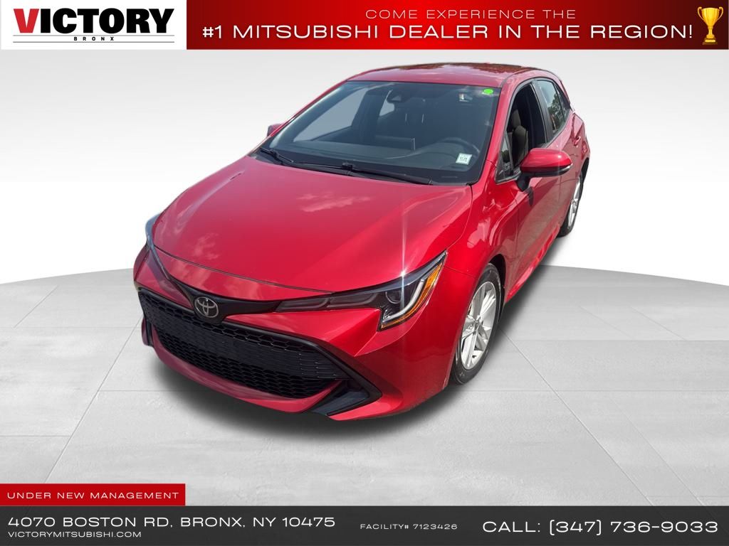 2021 Toyota Corolla Hatchback SE's photo