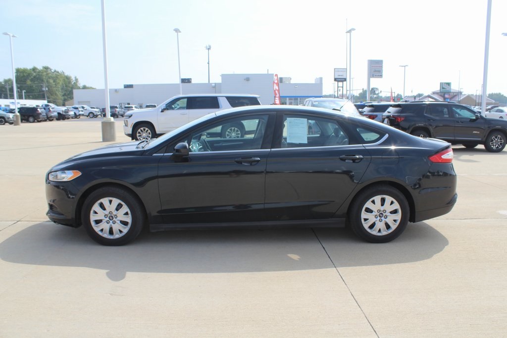 2014 Ford Fusion S photo 6
