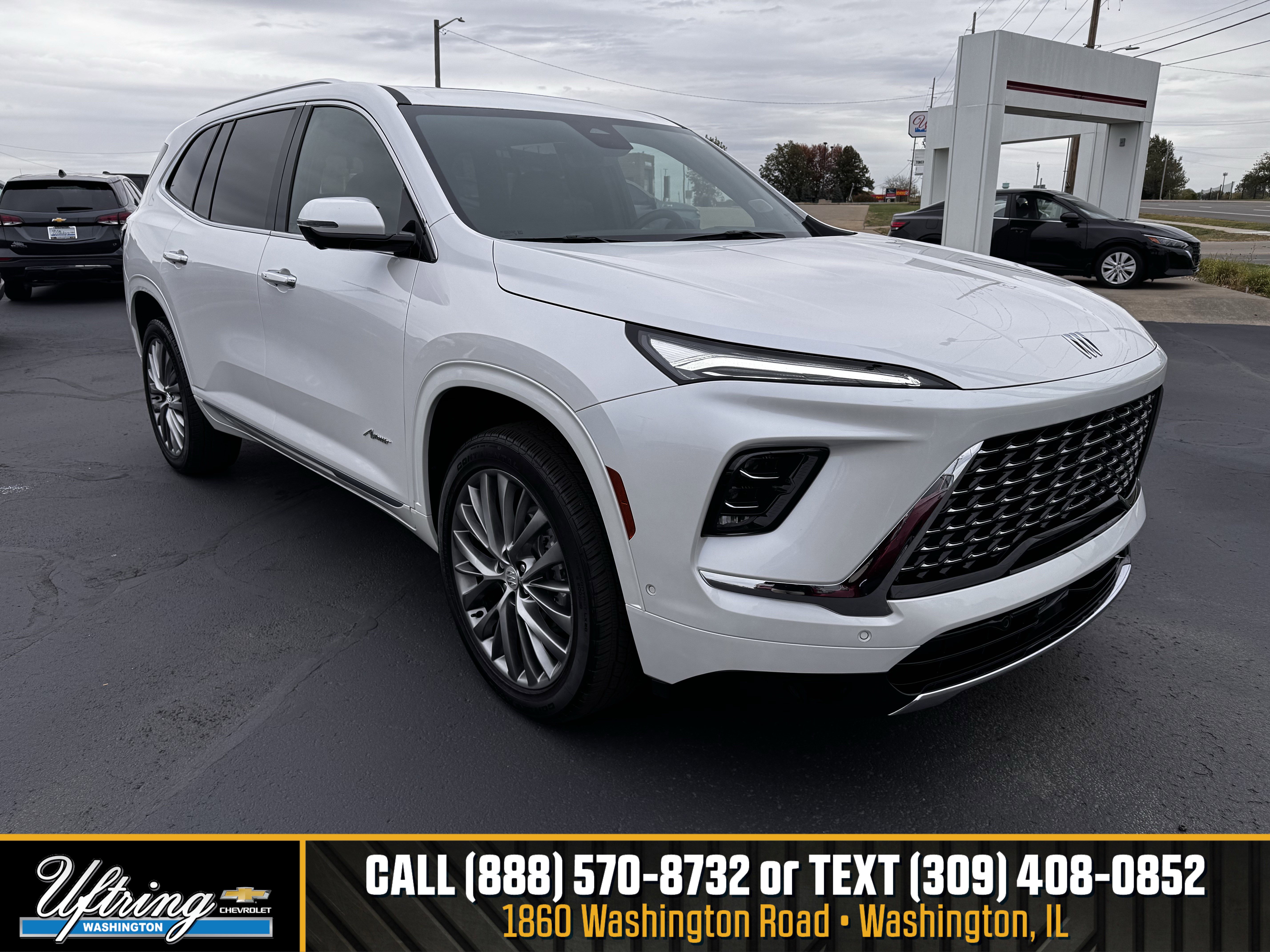 2025 Buick Enclave Avenir's photo