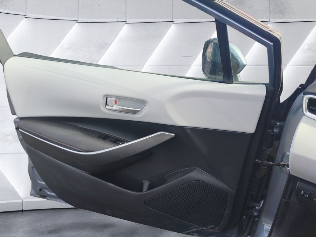 2024 Toyota Corolla SE photo 12