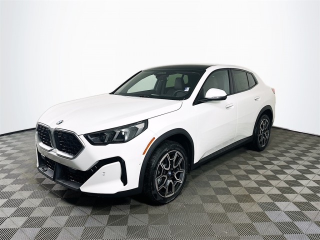 2025 BMW X2 xDrive28i