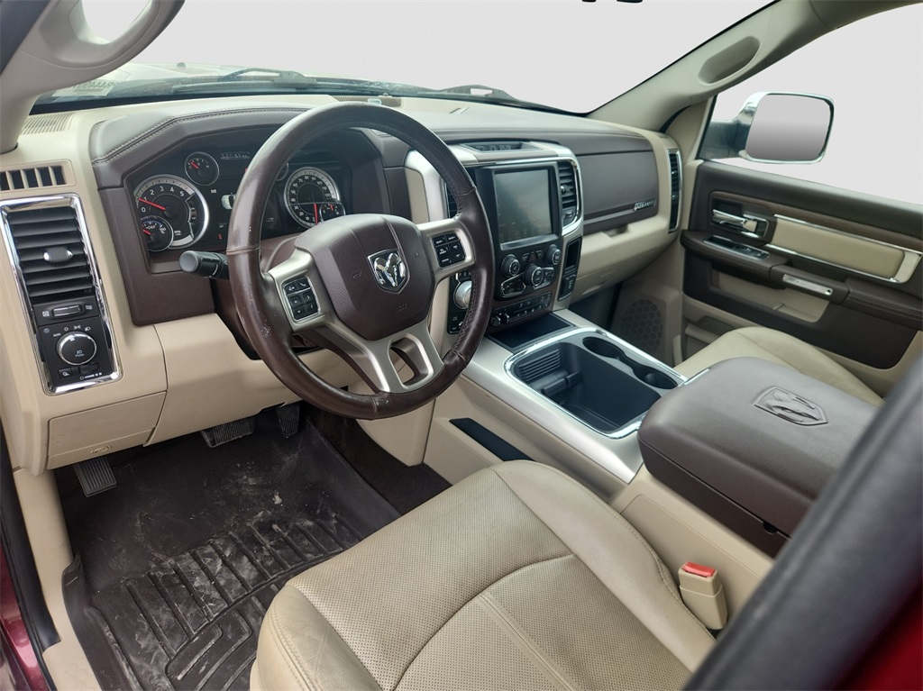 2017 Ram 1500 Laramie photo 4