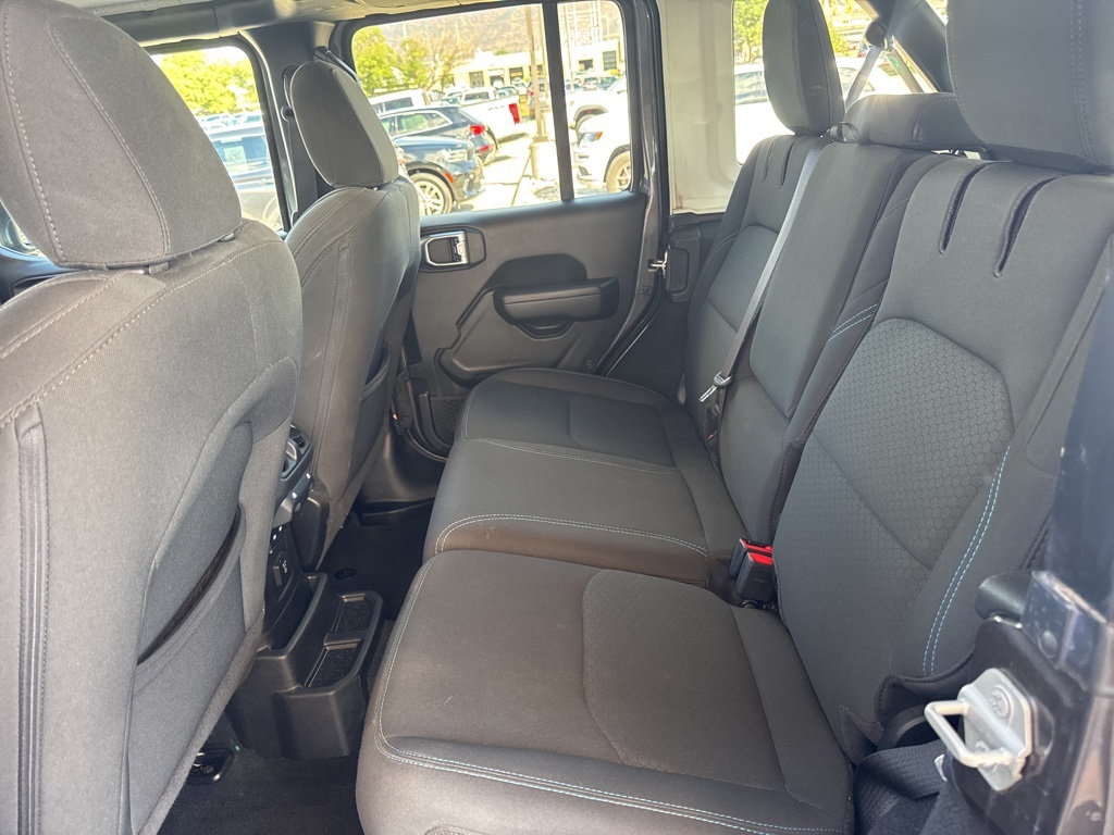 2023 Jeep Wrangler Rubicon 4xe photo 23