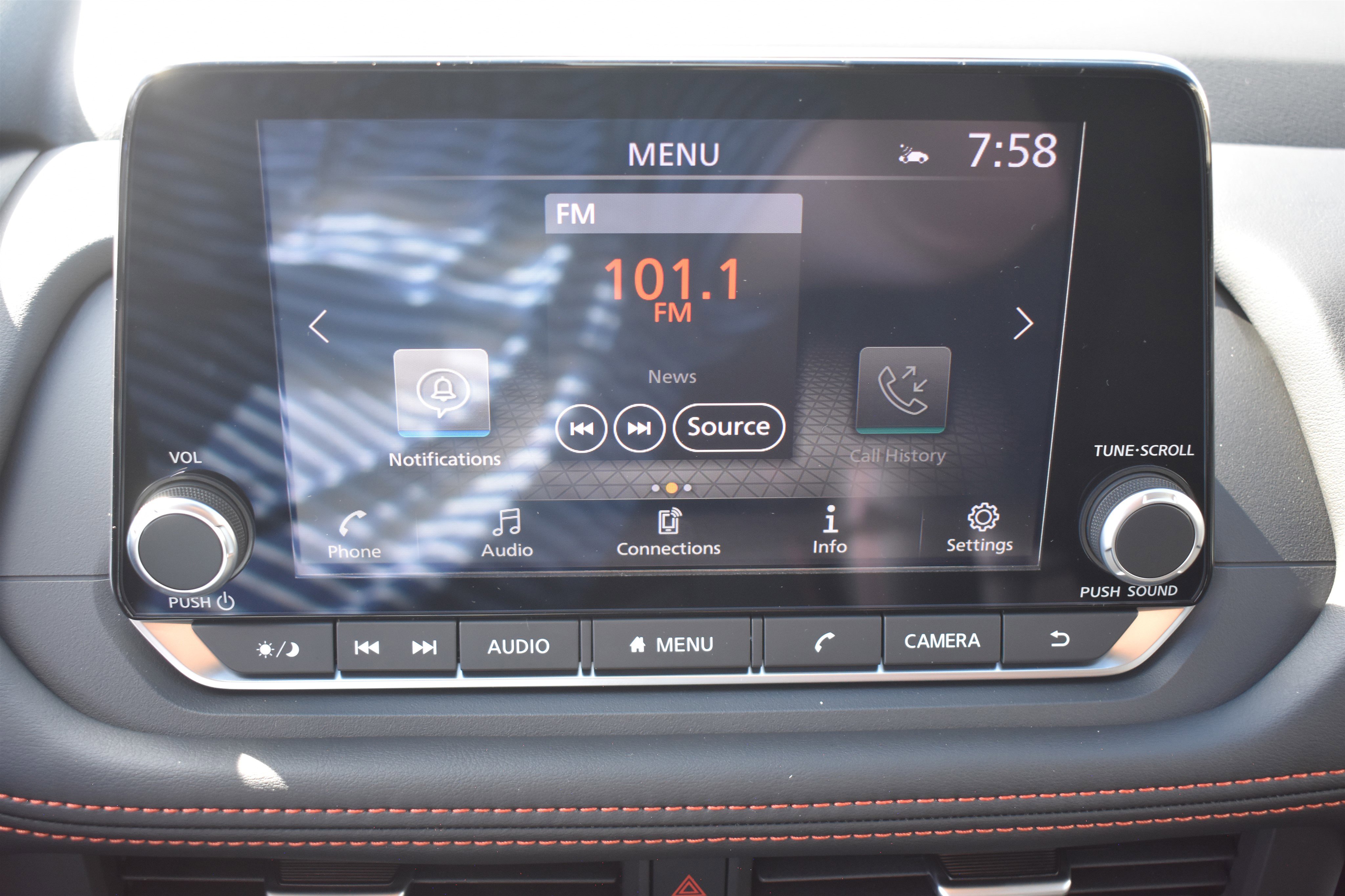 2026 Nissan Rogue SV photo 12