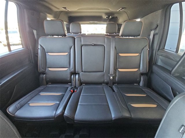2022 Gmc Yukon XL AT4 photo 11