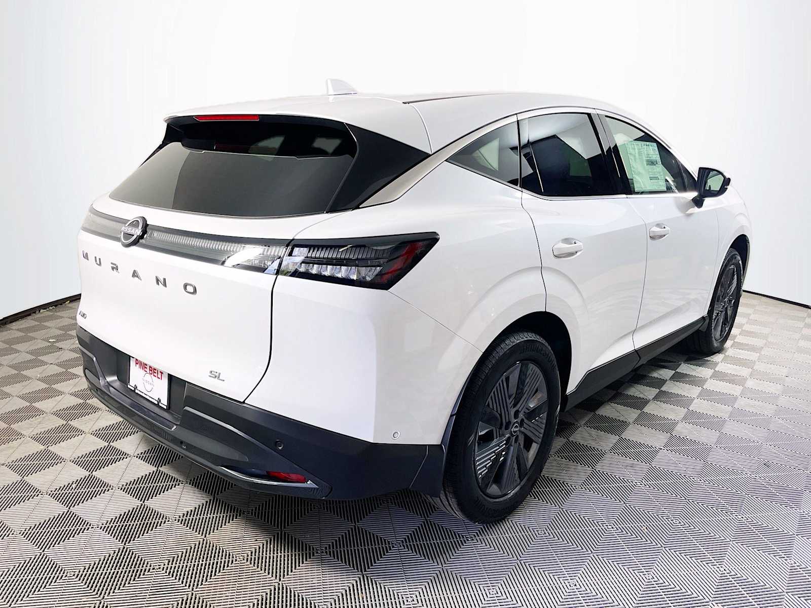 2025 Nissan Murano SL photo 2