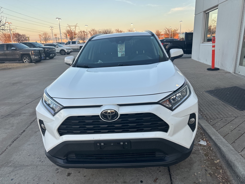 Used 2021 Toyota RAV4 XLE with VIN 2T3W1RFV0MW118999 for sale in Northfield, Minnesota