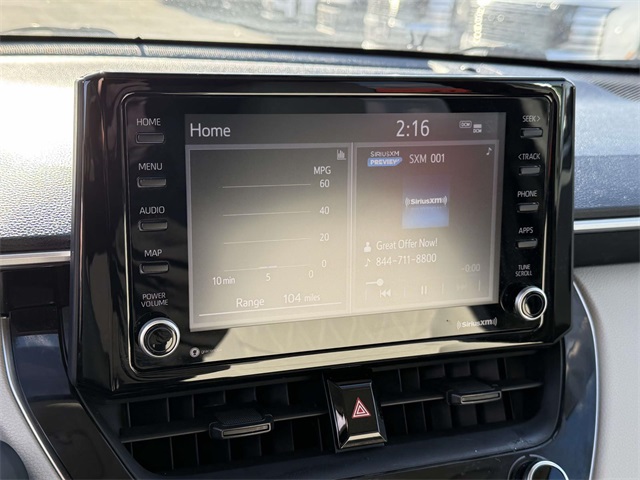 2022 Toyota Corolla Cross LE photo 2