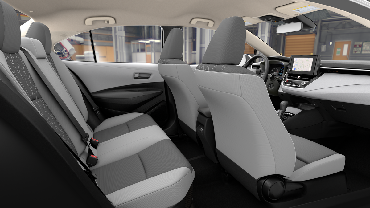 2025 Toyota Corolla XLE SE photo 19