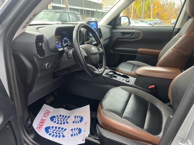 2022 Ford Bronco Sport Outer Banks photo 3