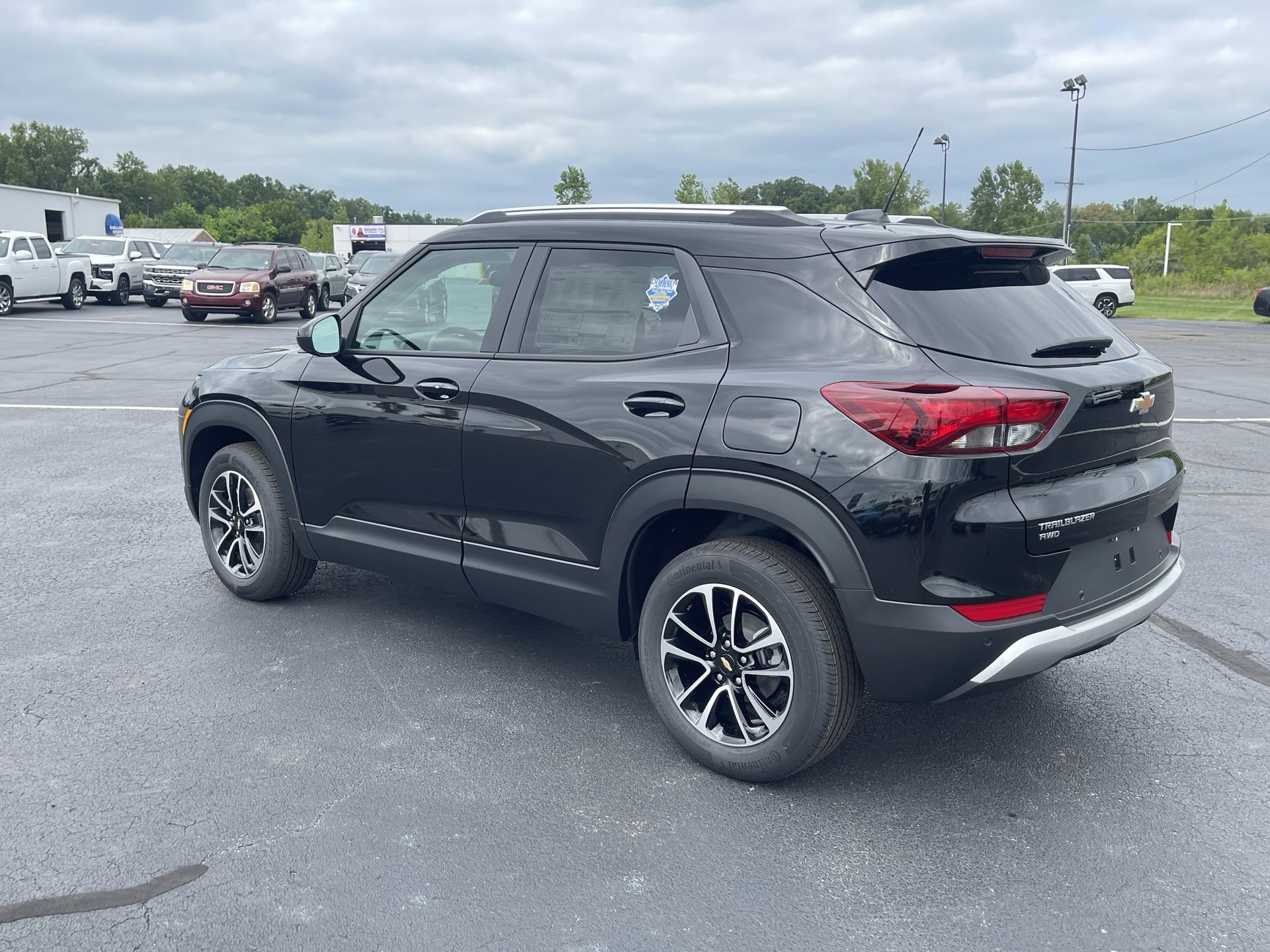 2026 Chevrolet Trailblazer LT photo 3