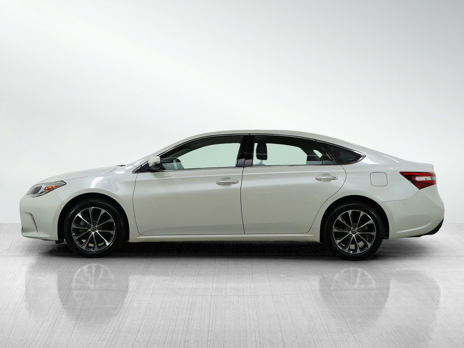 Used 2017 Toyota Avalon XLE Premium with VIN 4T1BK1EB0HU245142 for sale in Bloomington, Minnesota