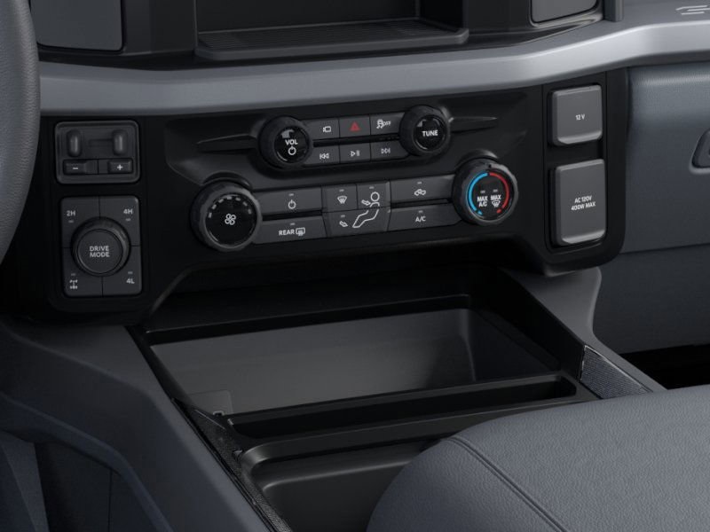 2026 Ford F-350 XLT photo 13