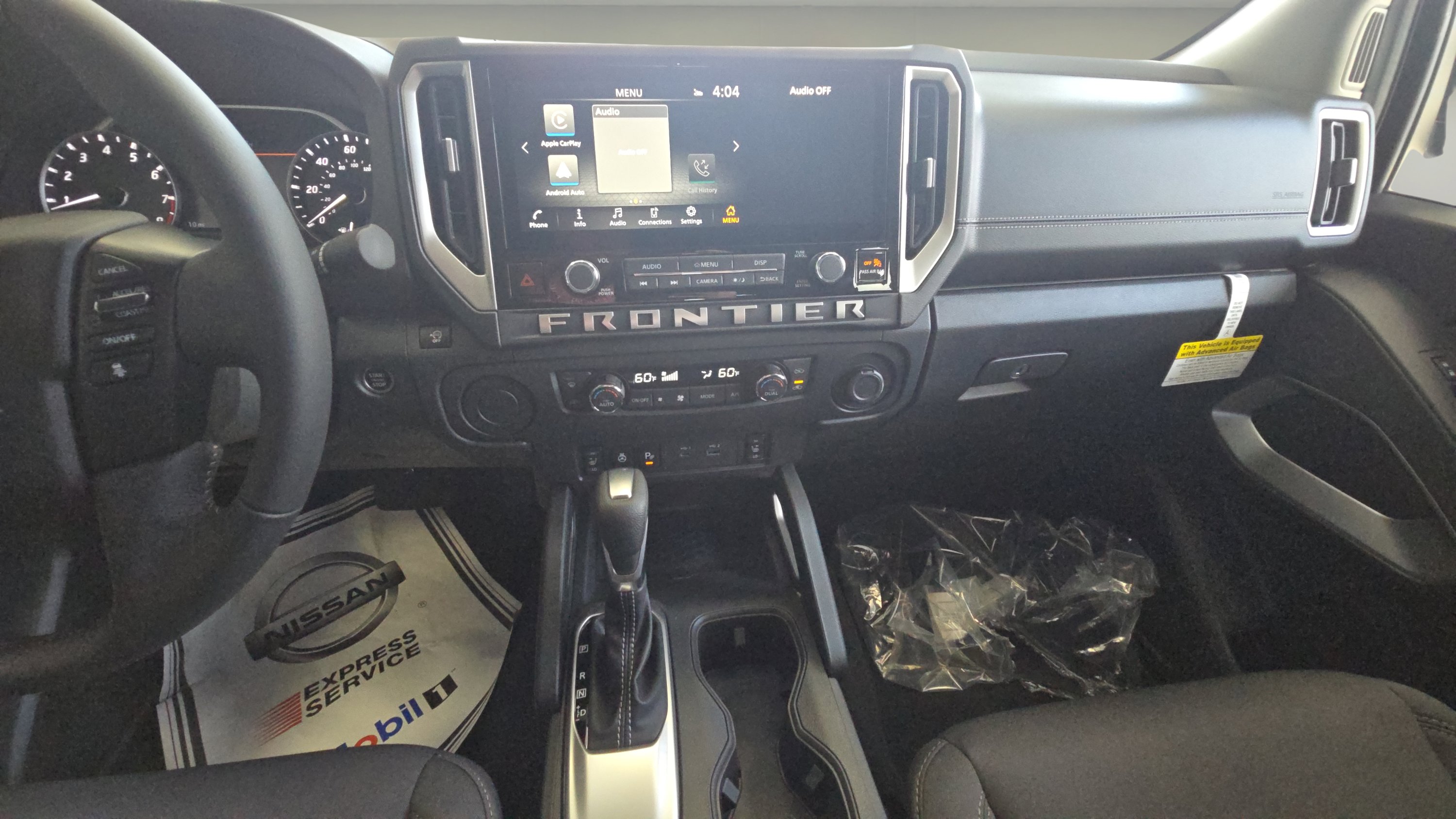 2025 Nissan Frontier SV photo 6