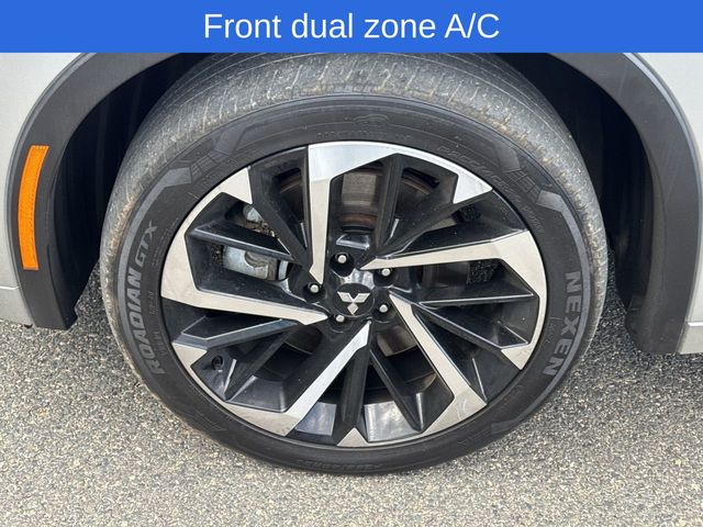2023 Mitsubishi Outlander PHEV SEL photo 10