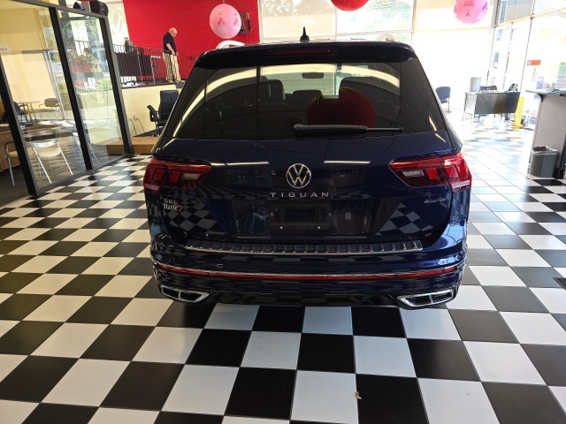 2022 Volkswagen Tiguan SEL Premium R-Line photo 3