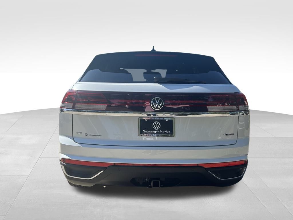 2026 Volkswagen Atlas Cross Sport SE Technology photo 3