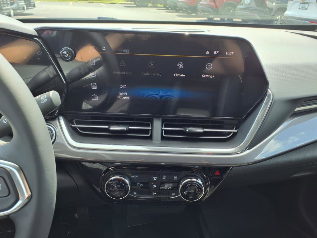 2025 Chevrolet Trax ACTIV photo 7