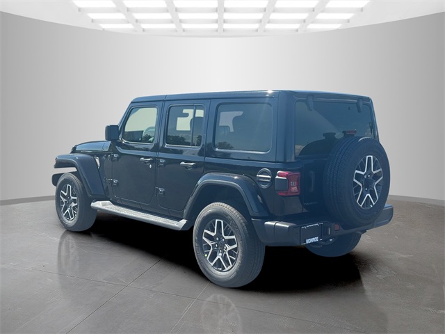 2025 Jeep Wrangler Sahara photo 5