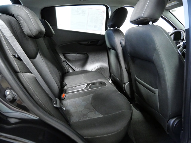 2016 Chevrolet Spark 1LT photo 12