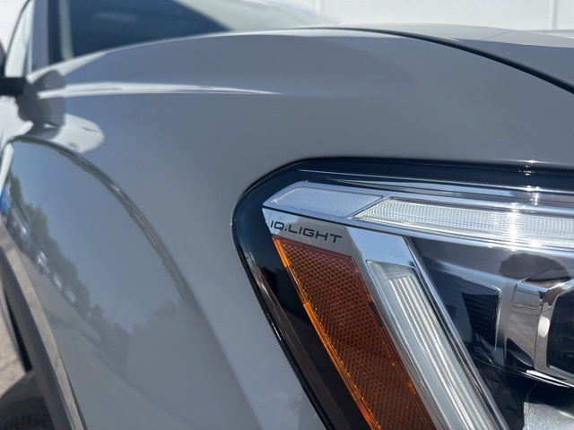 2025 Volkswagen Atlas SEL photo 4