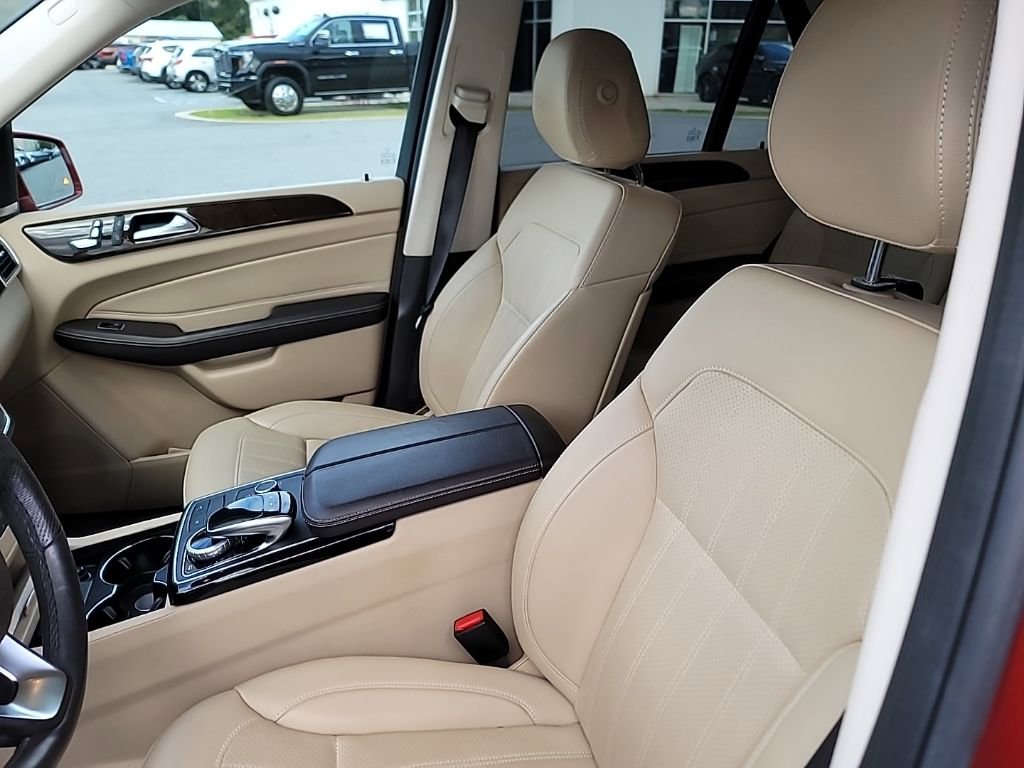 2019 Mercedes Benz GLE 400 4MATIC photo 8
