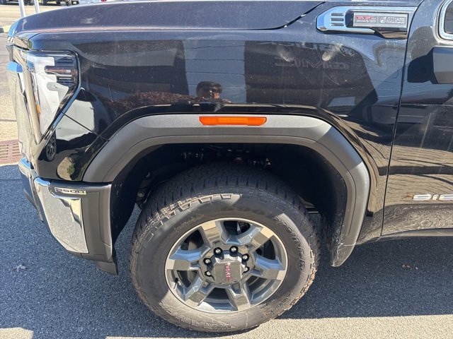 2026 Gmc Sierra 2500 HD SLE photo 5