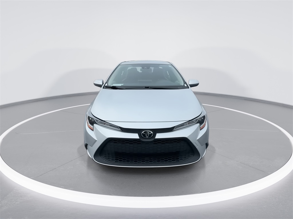 2021 Toyota Corolla LE photo 3