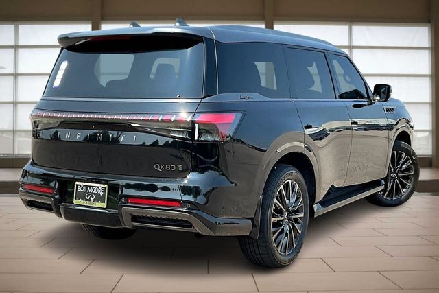 2026 Infiniti QX80 photo 2