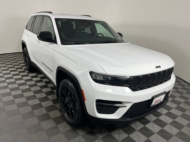 2025 Jeep Grand Cherokee Altitude X photo 3