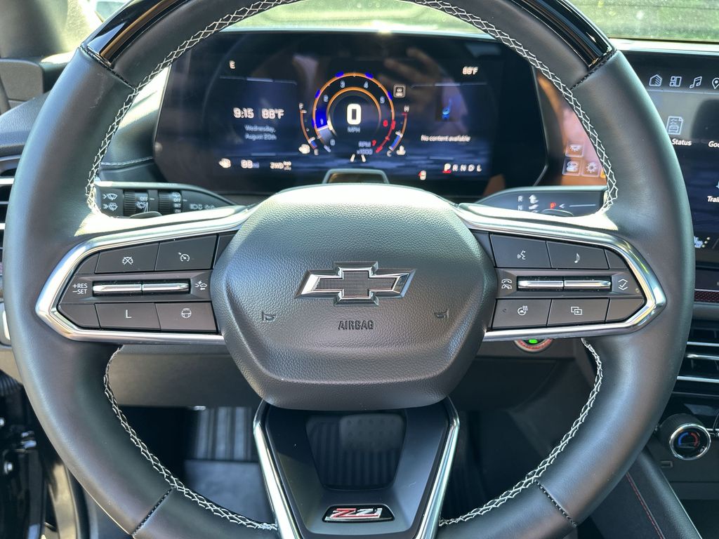 2025 Chevrolet Traverse Z71 photo 21