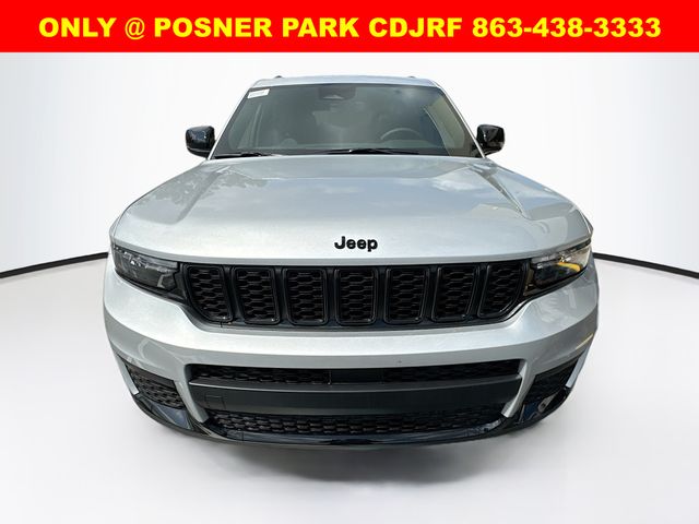 2025 Jeep Grand Cherokee Altitude X photo 2