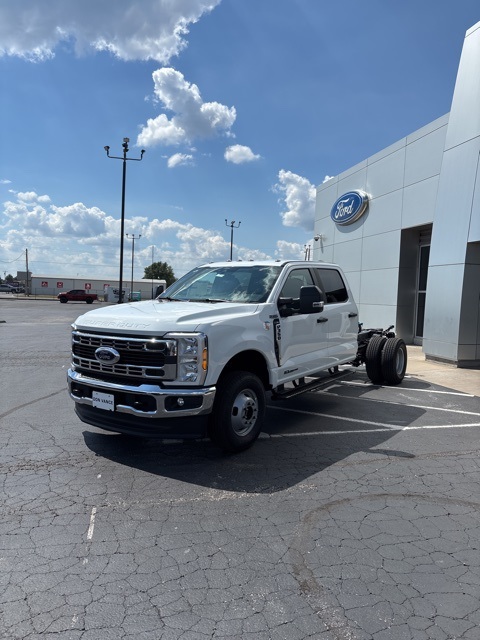2026 Ford F-350 XL photo 7